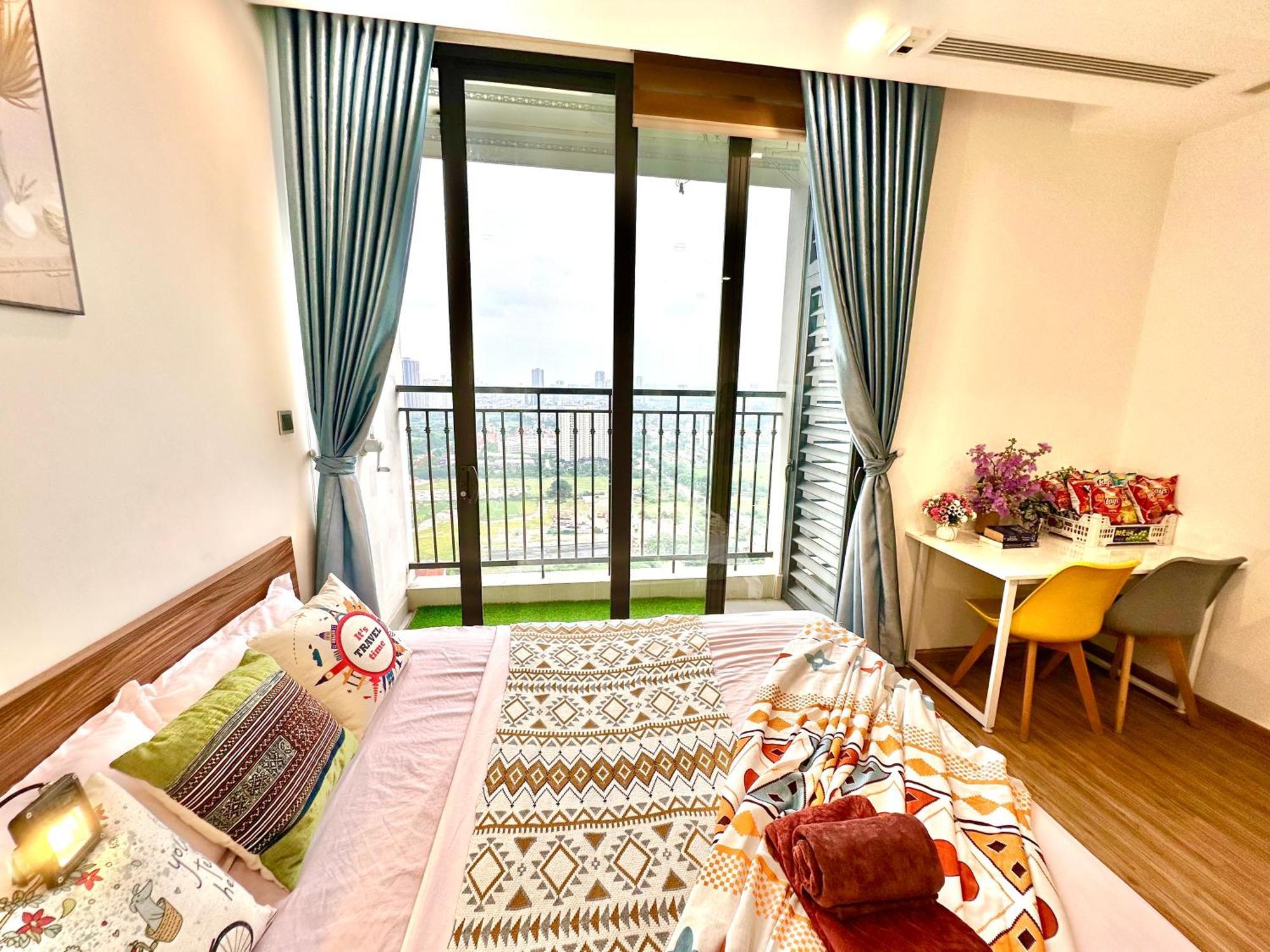 Căn hộ High Quality In Vinhomes Bay Near My Dinh And Keangnam *